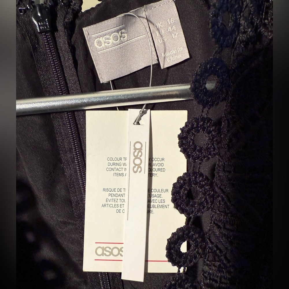 NWT ASOS Chic and Sexy black lace dress Size 12 - Picture 11 of 12